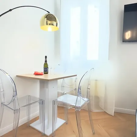 Elegantis Trevi - Just 50m From Trevi Fountain